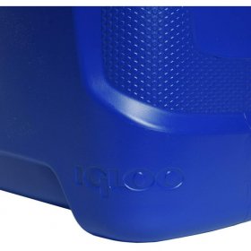 Igloo 30 Quart Contour Cooler