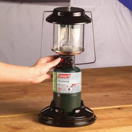 Coleman 810 Lumen 2-Mantle Quickpack Fuel Lantern With Case